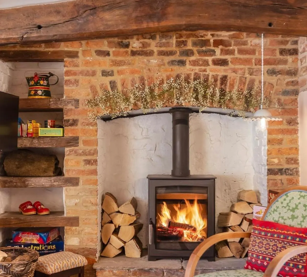 別荘 Pocket Cottage Luxury 18Th Century Tiny Home In Picturesque Village With Pubs Stillington