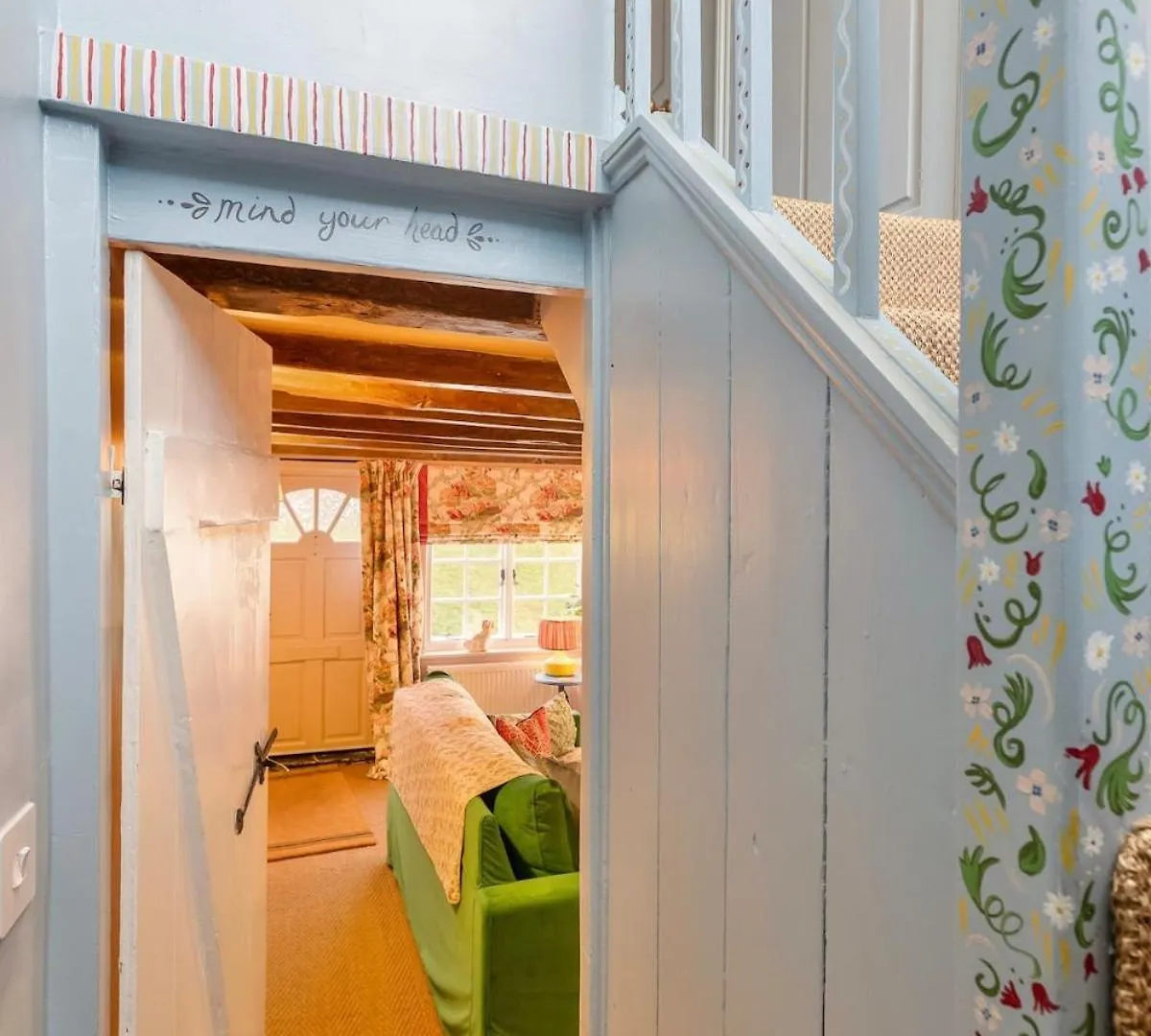 別荘 Pocket Cottage Luxury 18Th Century Tiny Home In Picturesque Village With Pubs Stillington イギリス