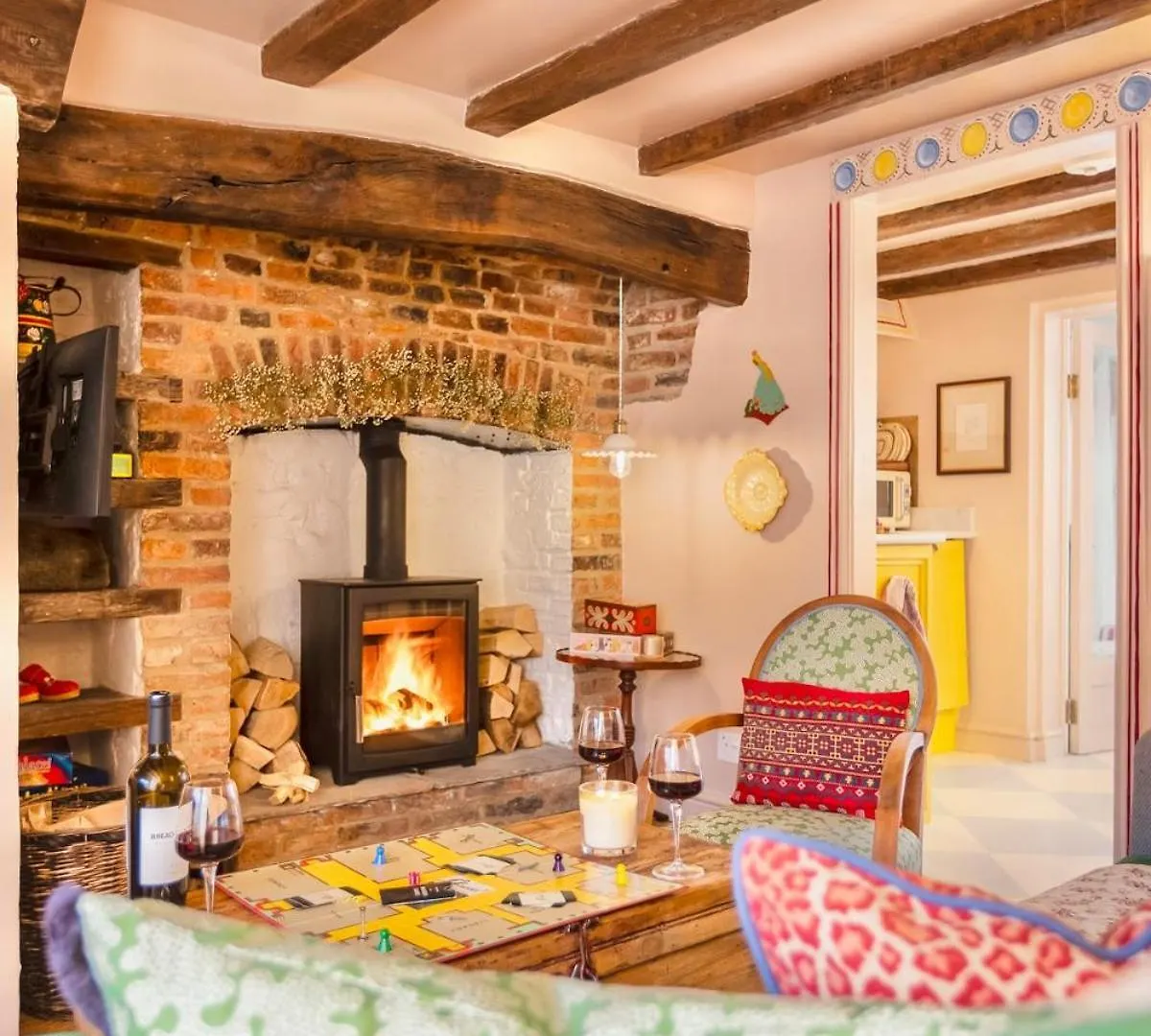 Pocket Cottage Luxury 18Th Century Tiny Home In Picturesque Village With Pubs Stillington 別荘